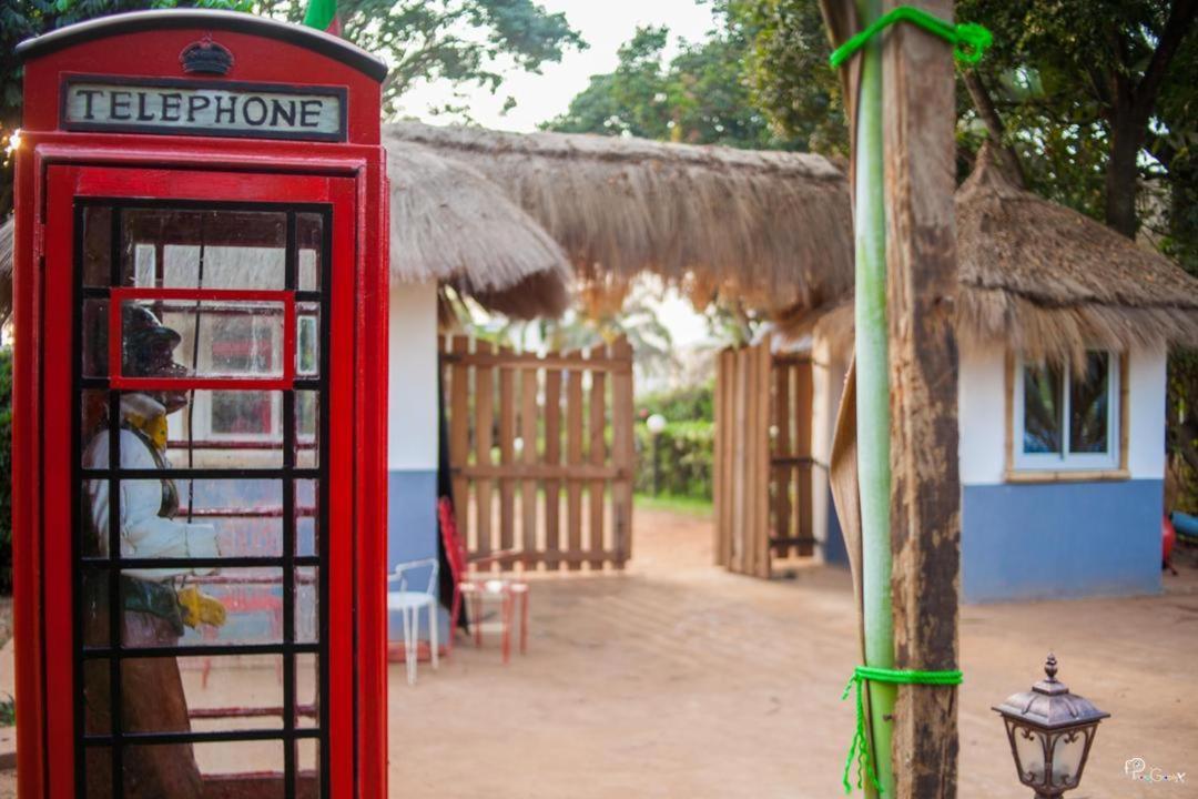 Village Noah Yaounde Exterior photo