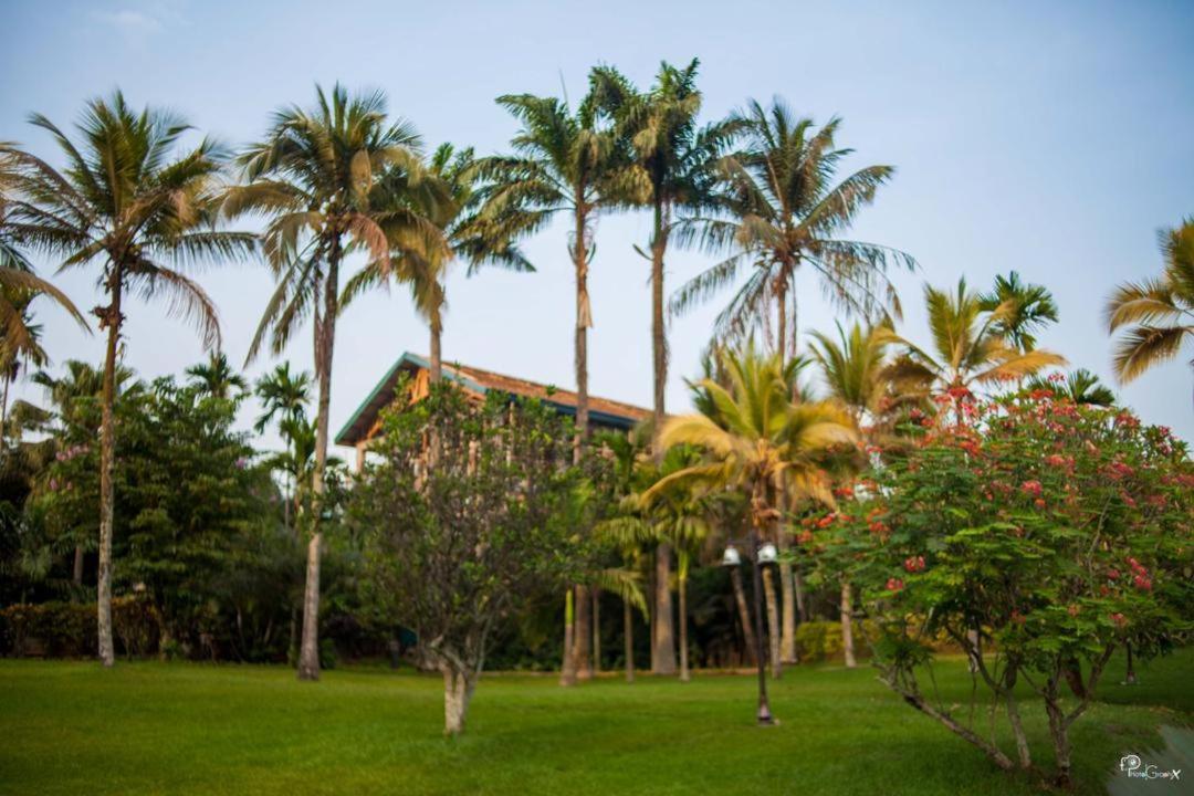 Village Noah Yaounde Exterior photo